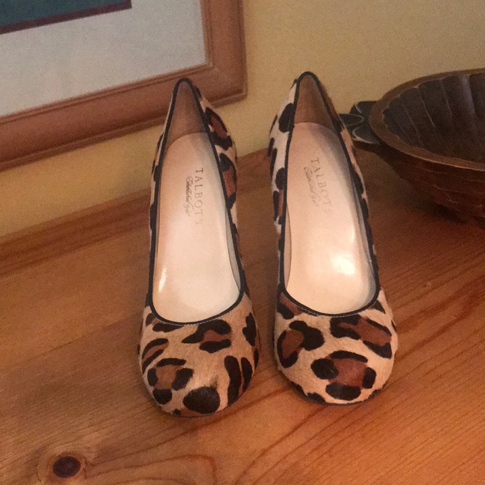NWOT Talbot’s Heels
